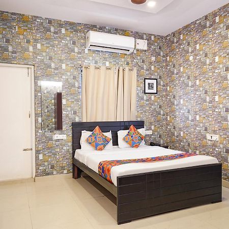 Fabexpress Kings Suites I Bangalore Eksteriør billede
