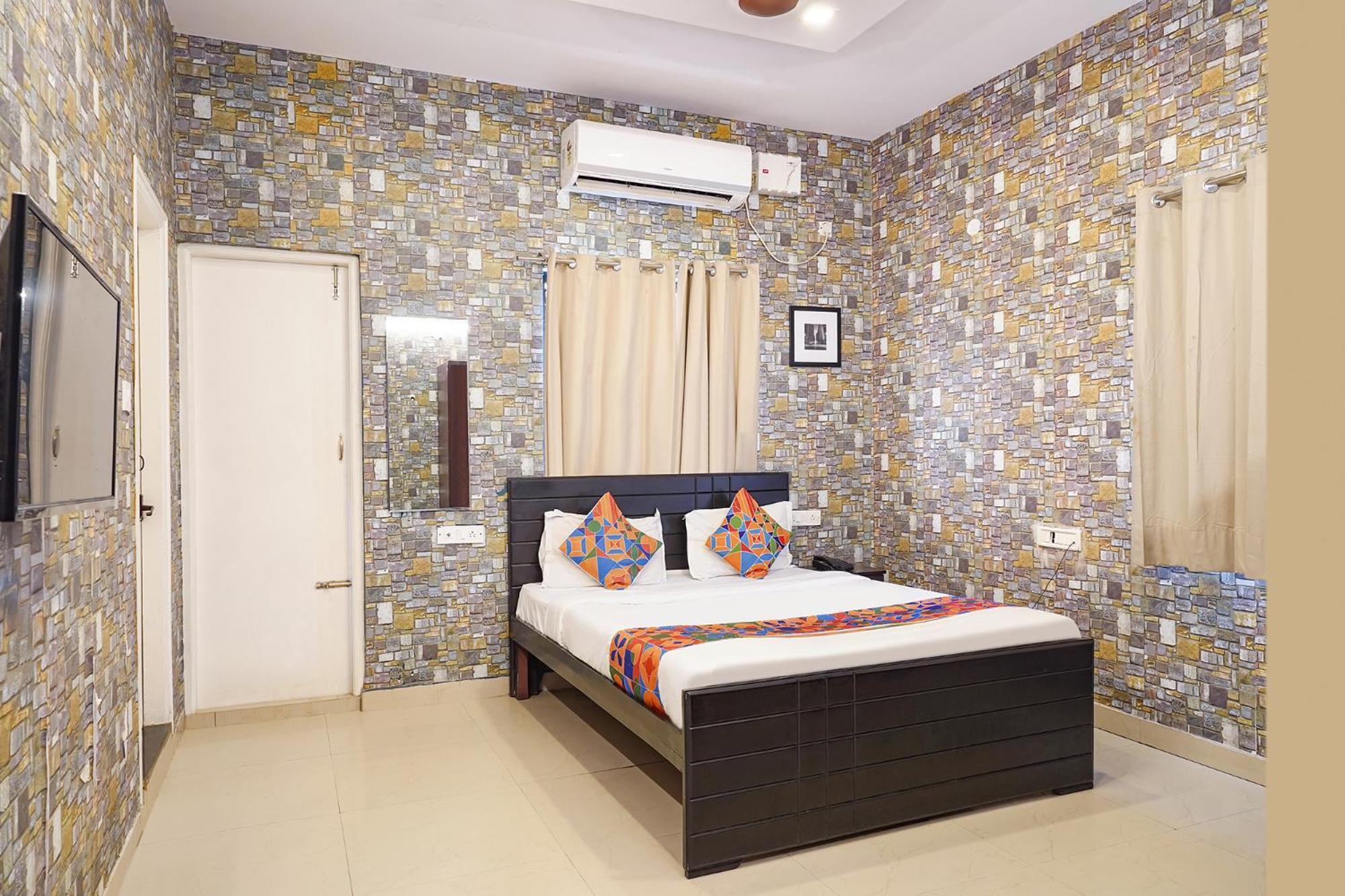 Fabexpress Kings Suites I Bangalore Eksteriør billede